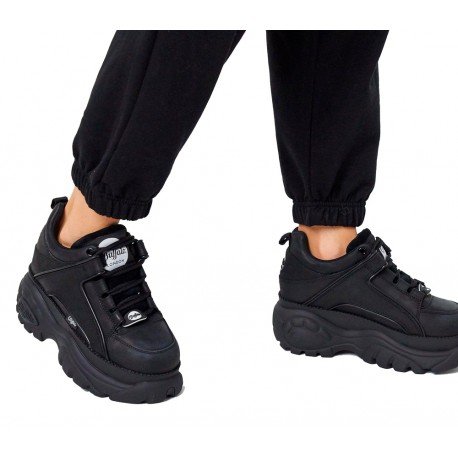 Zapatillas plataforma en color negro de
